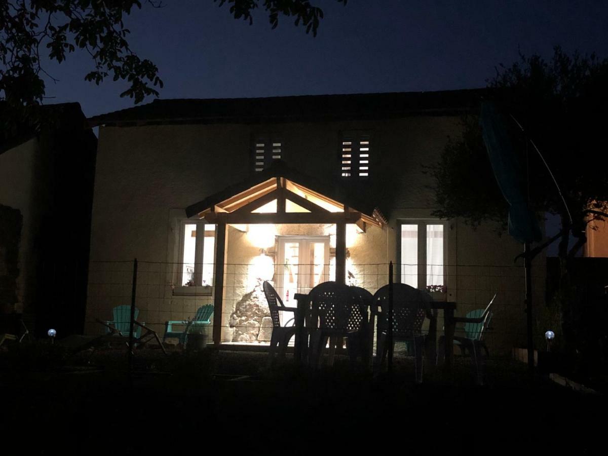 The Walnut Tree Gite Le Dorat Экстерьер фото